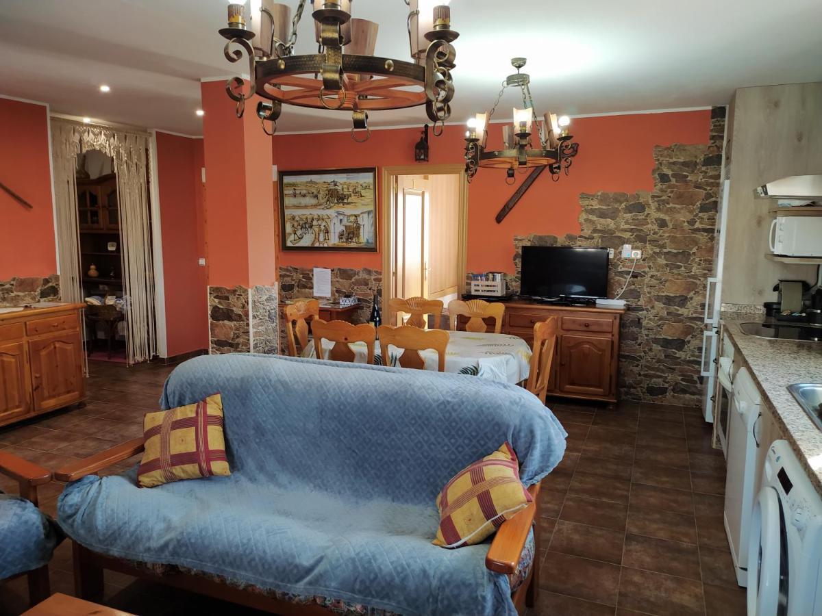 Casa Rural Mi Descanso Valdefuentes de Sangusin Екстер'єр фото