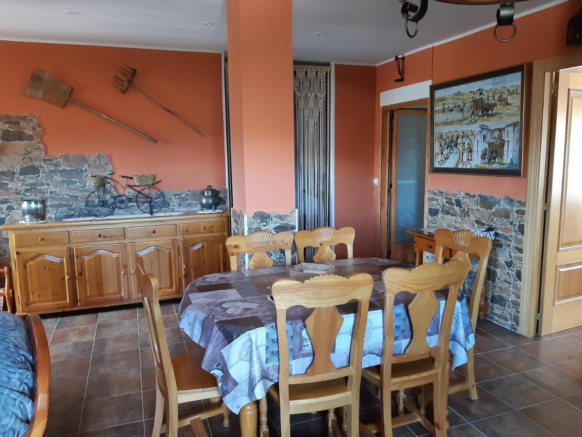 Casa Rural Mi Descanso Valdefuentes de Sangusin Екстер'єр фото